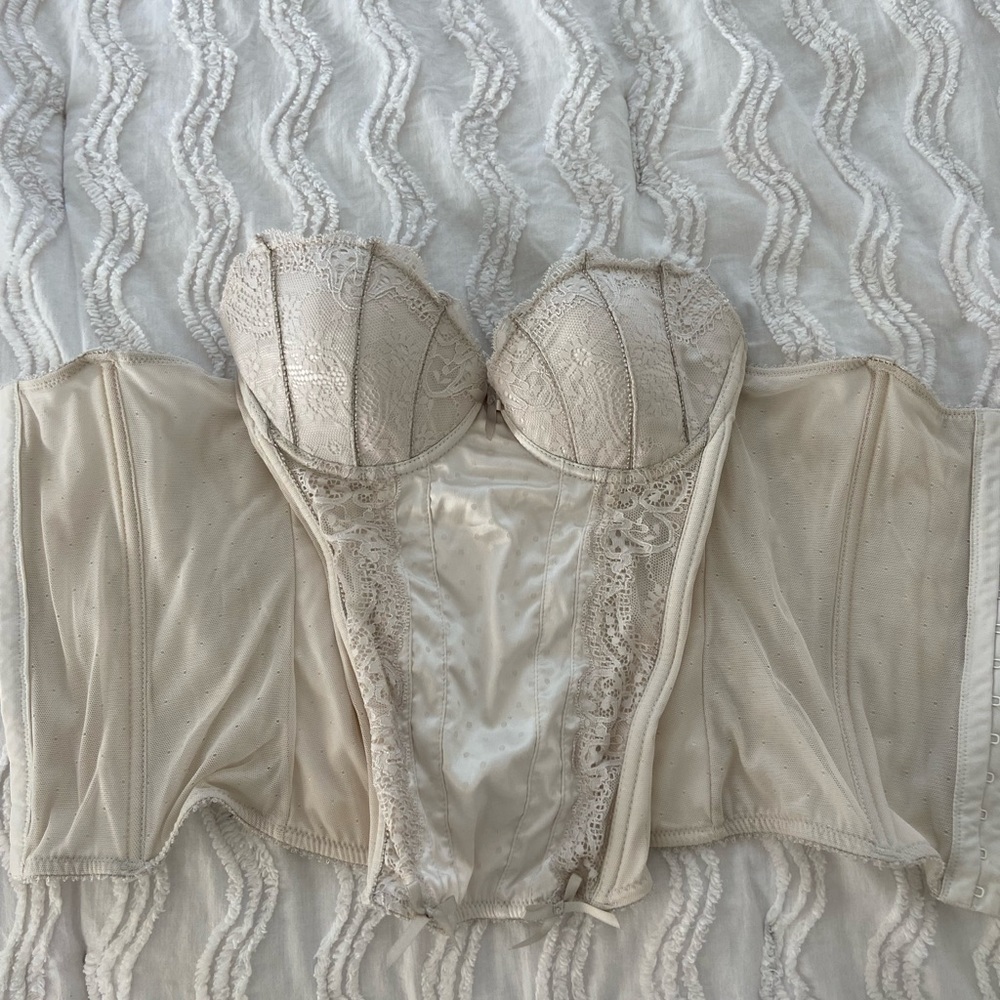 Beautiful Parisian vintage white corset